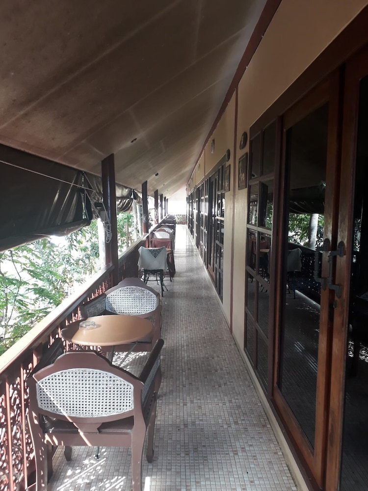 Noble Night Guesthouse Kanchanaburi 10/55
