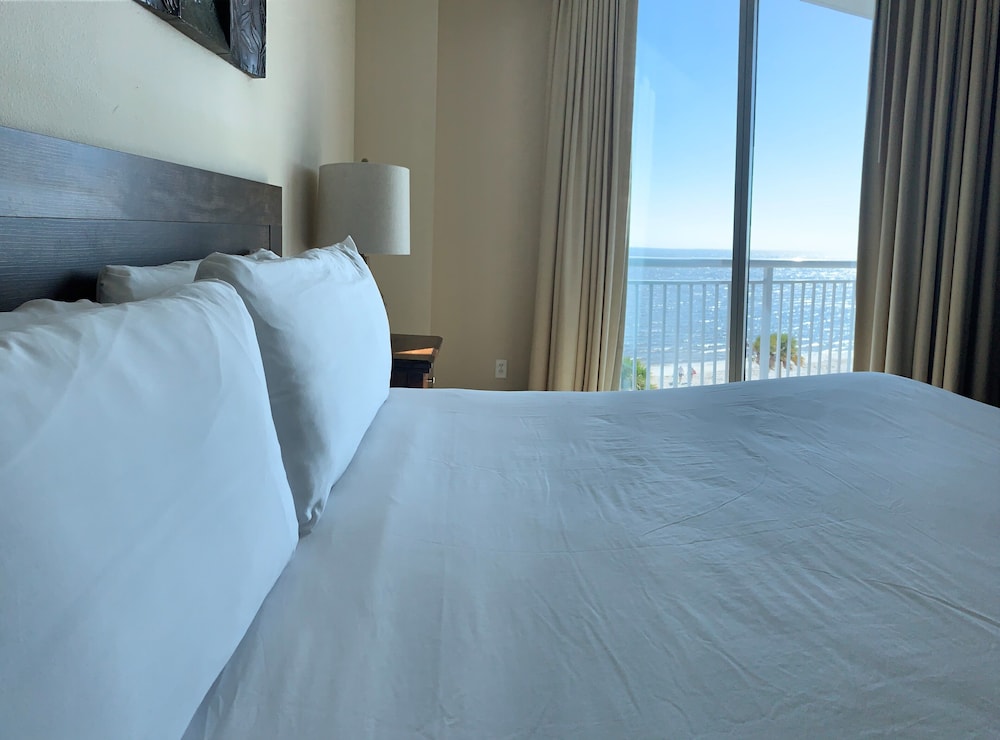 South Beach Hotel Suites 12/28