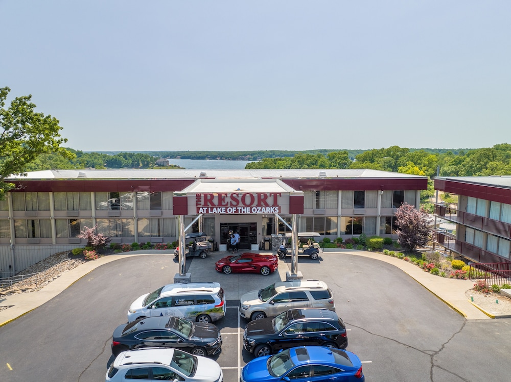 The Resort at Lake of the Ozarks 45/51