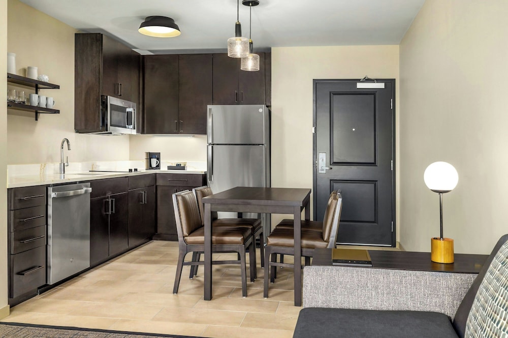 Residence Inn By Marriott Richmond Airport 13/36