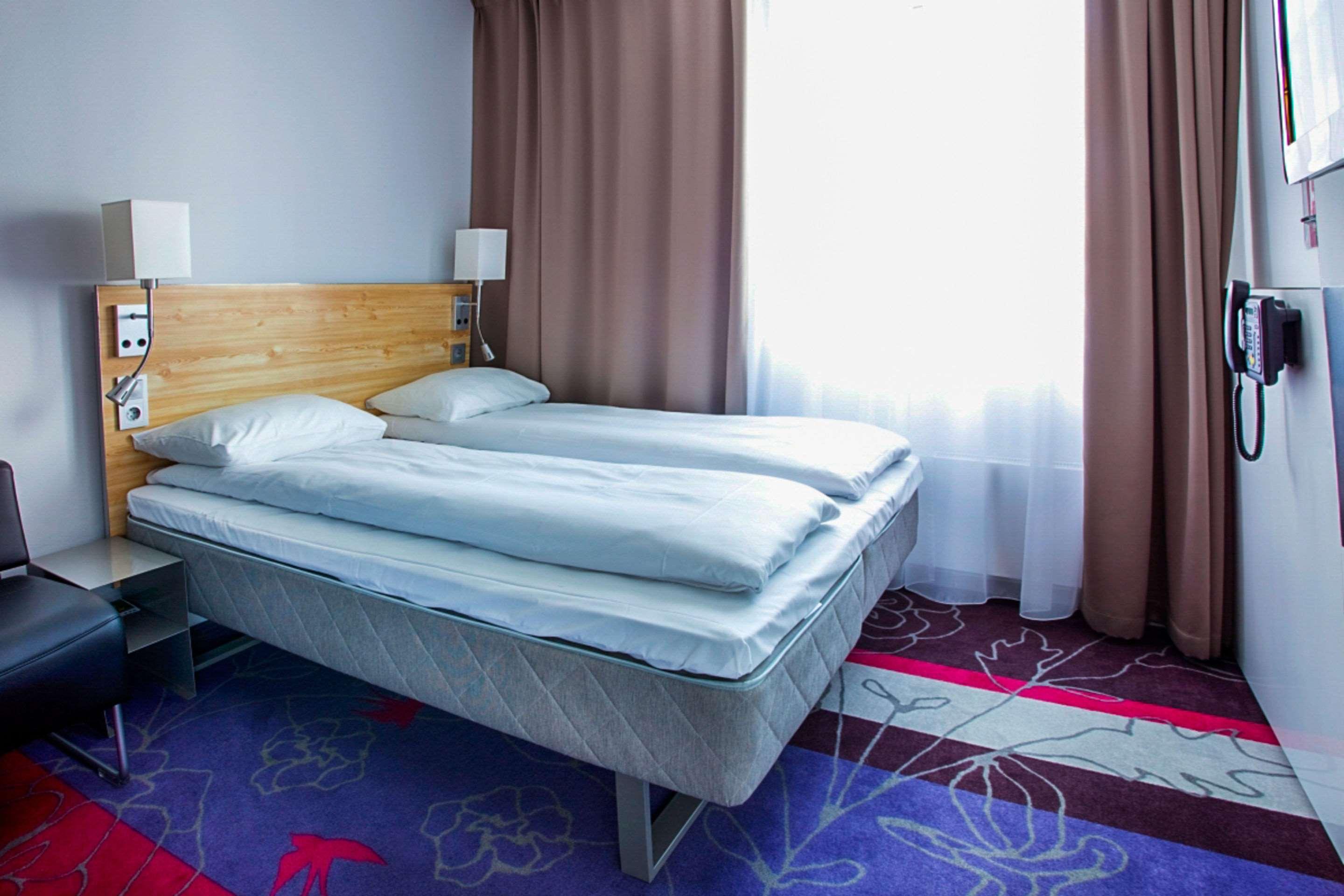 Economy, Double Bed