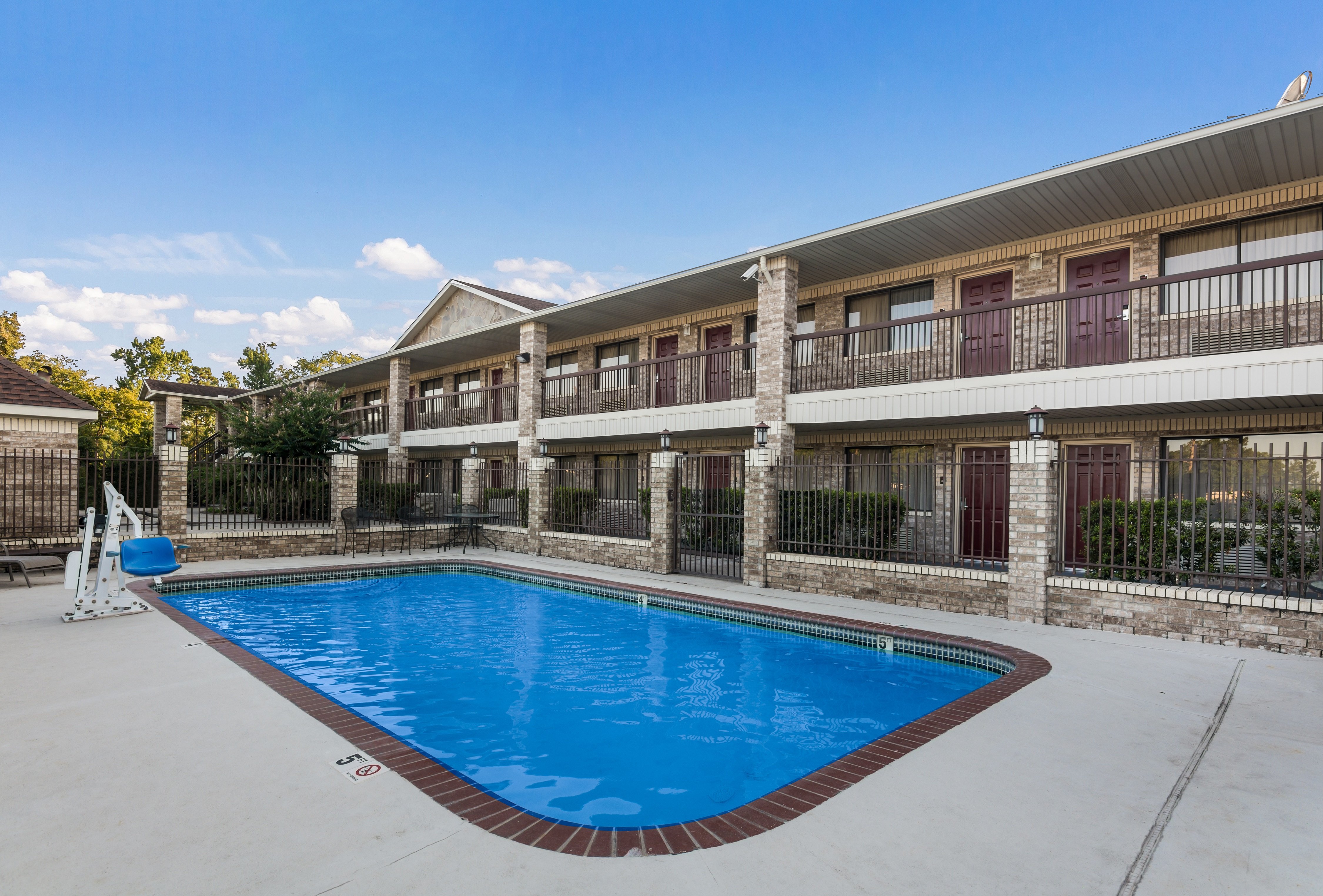 Red Roof Inn Conroe - North Willis 4/26