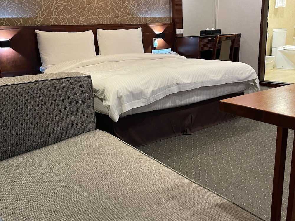 Sun Sweet Hotel 50/65