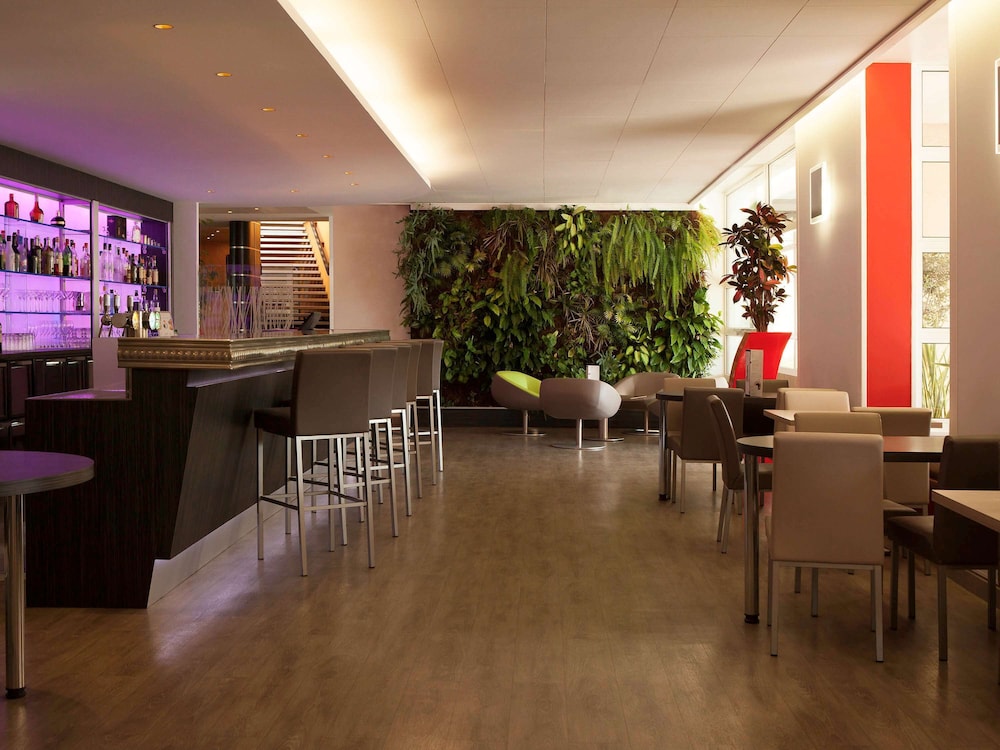NOVOTEL REIMS TINQUEUX 56/72