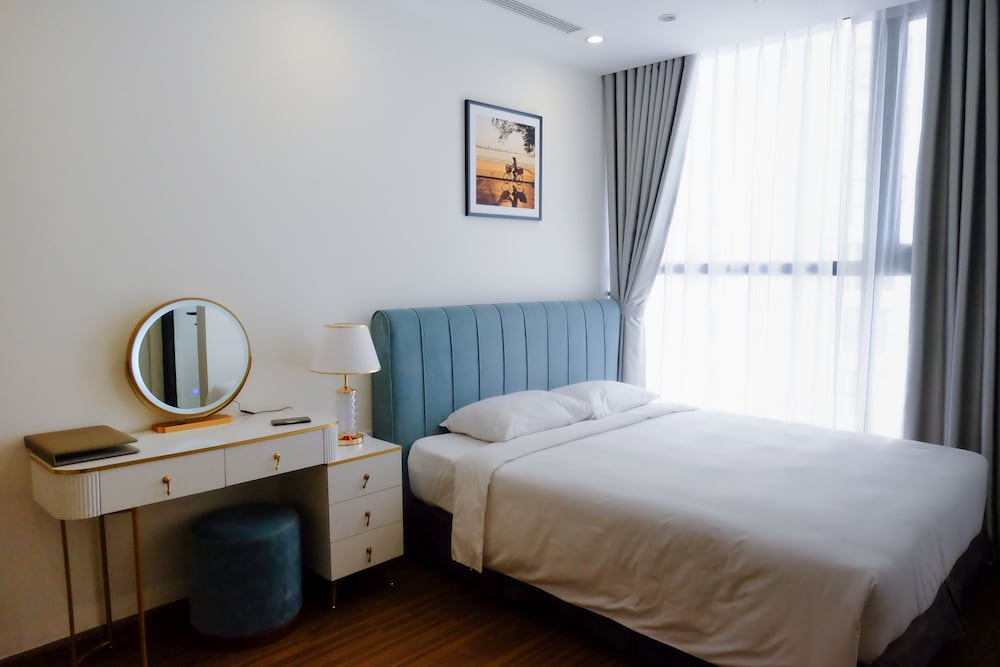 3 BEDROOMS, APARTMENT