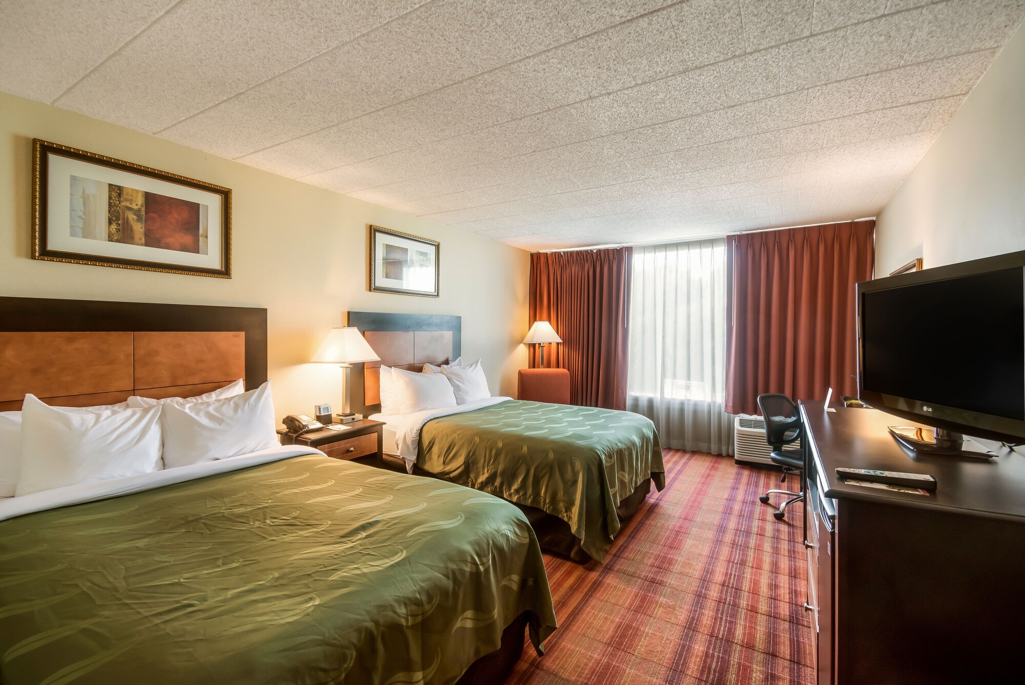 Standard, 2 Double Beds, Accessible
