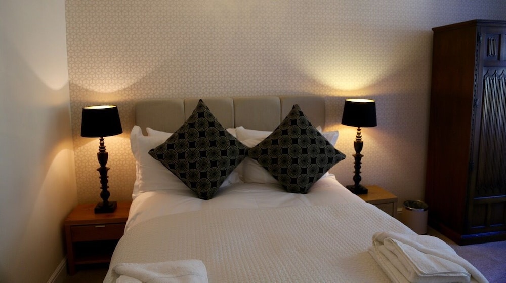 Room, Double Bed, Garden View