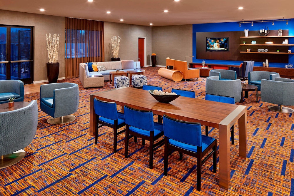 Courtyard By Marriott Vallejo Napa Valley 33/45