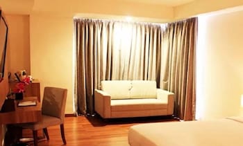 Arch Hotel 22/45