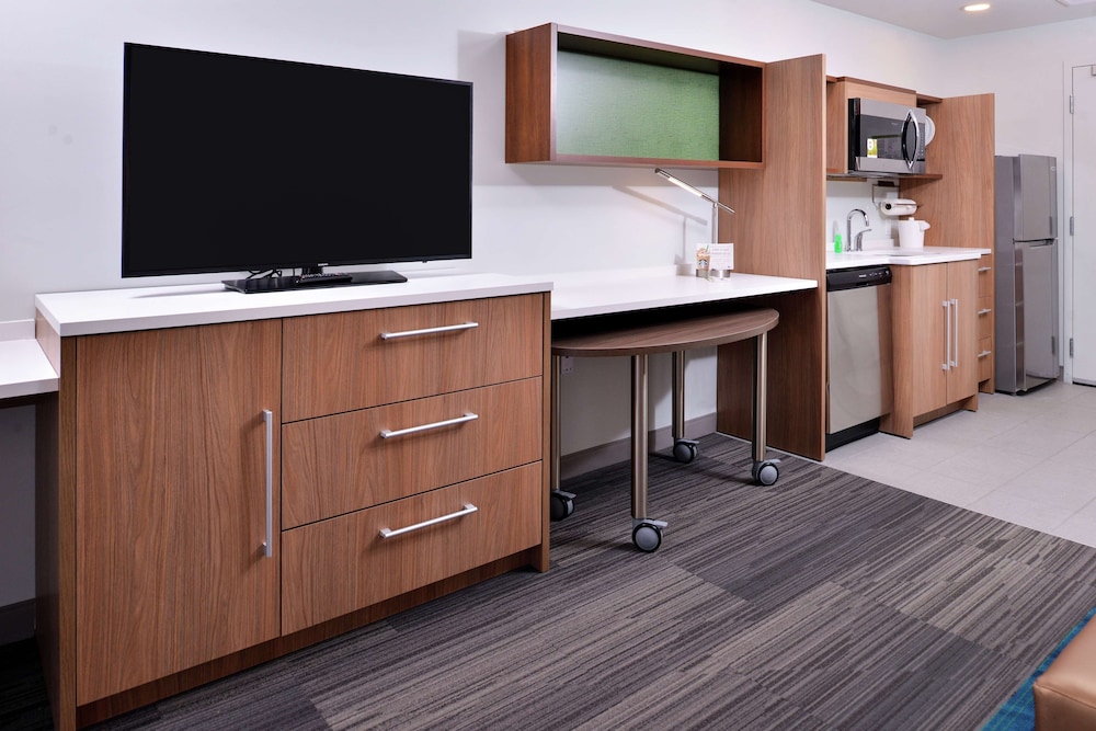 Home2 Suites By Hilton Tampa Downtown Channel District 9/73
