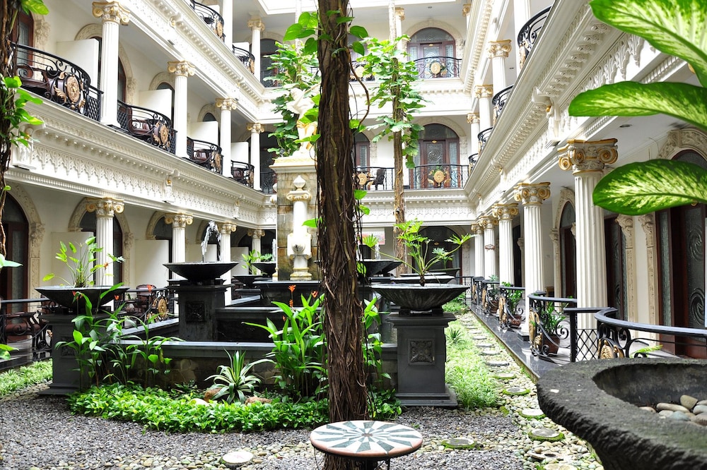 The Grand Palace Hotel Malang 52/58