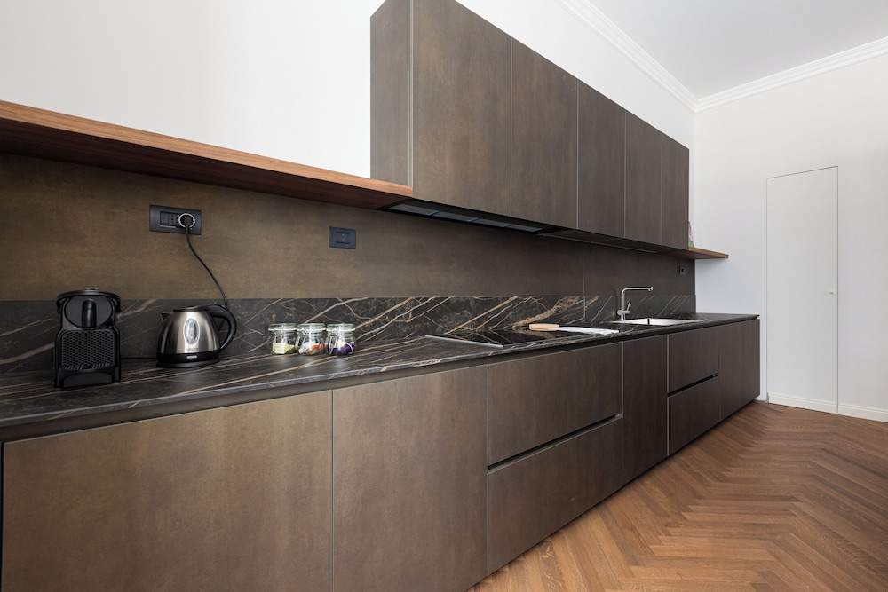 Brera Apartments In San Babila 2/50