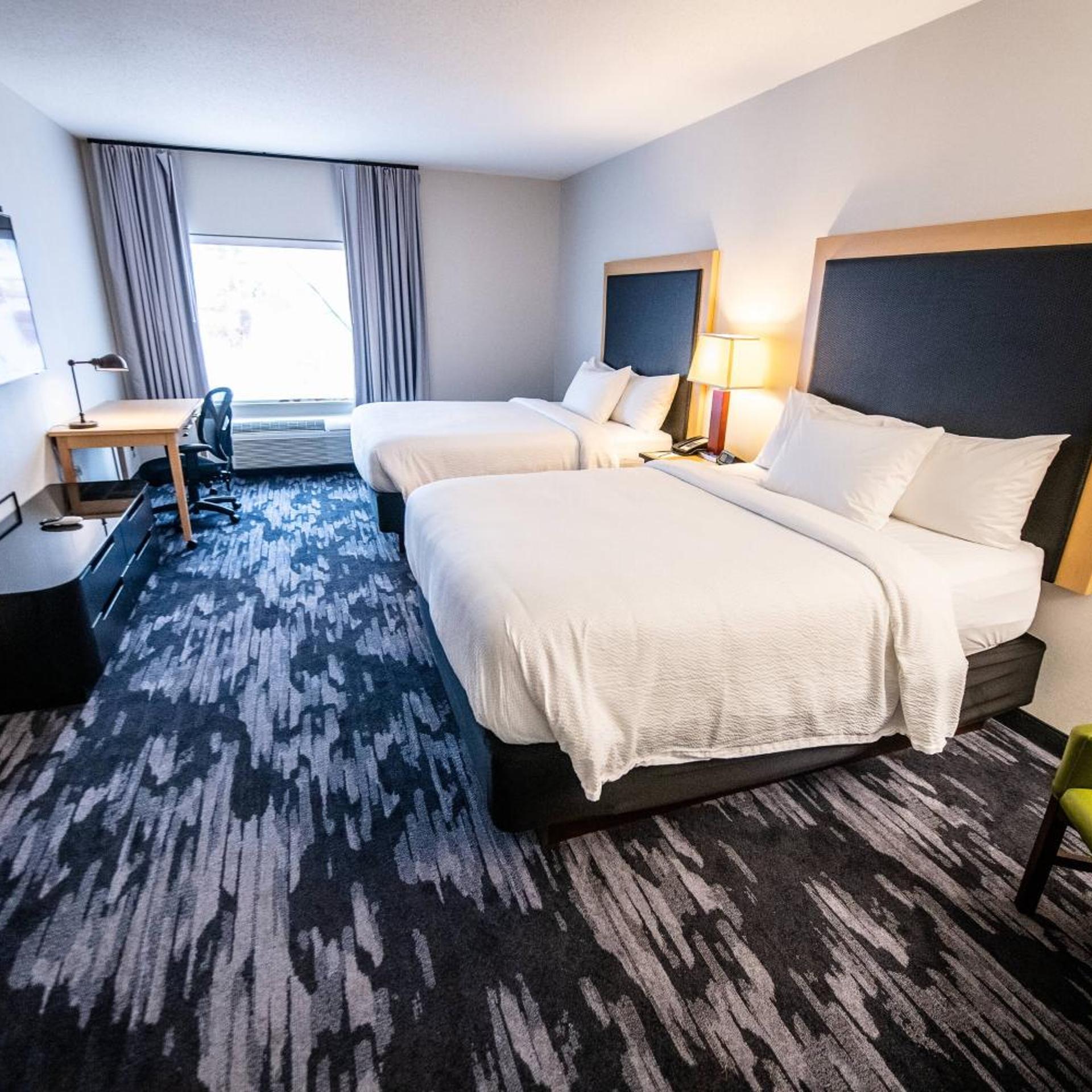 غرفة بسريرين كوين، Fairfield Inn and Suites by Marriott Washington Casino Area 2/9