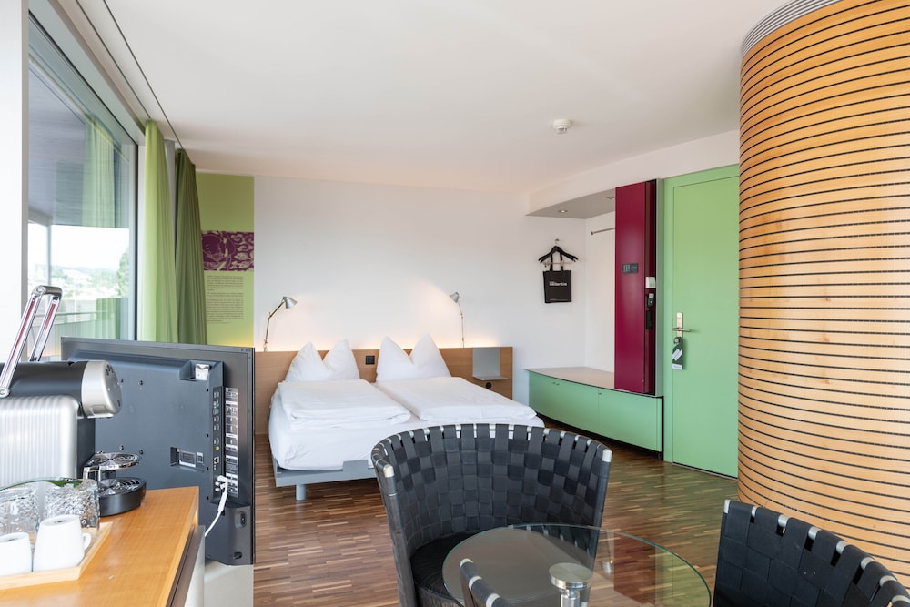 SEDARTIS SWISS QUALITY HOTEL 28/72