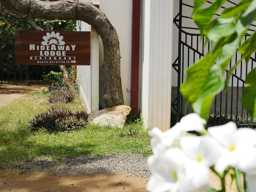 Hideaway Lodge 28/32