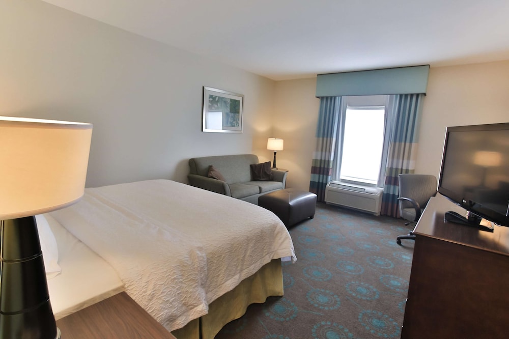 Hampton Inn And Suites Middlebury In 20/42