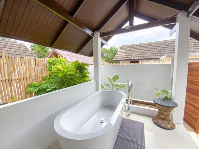 Private, Villa, Bathtub، Chumphon Cabana 3/4