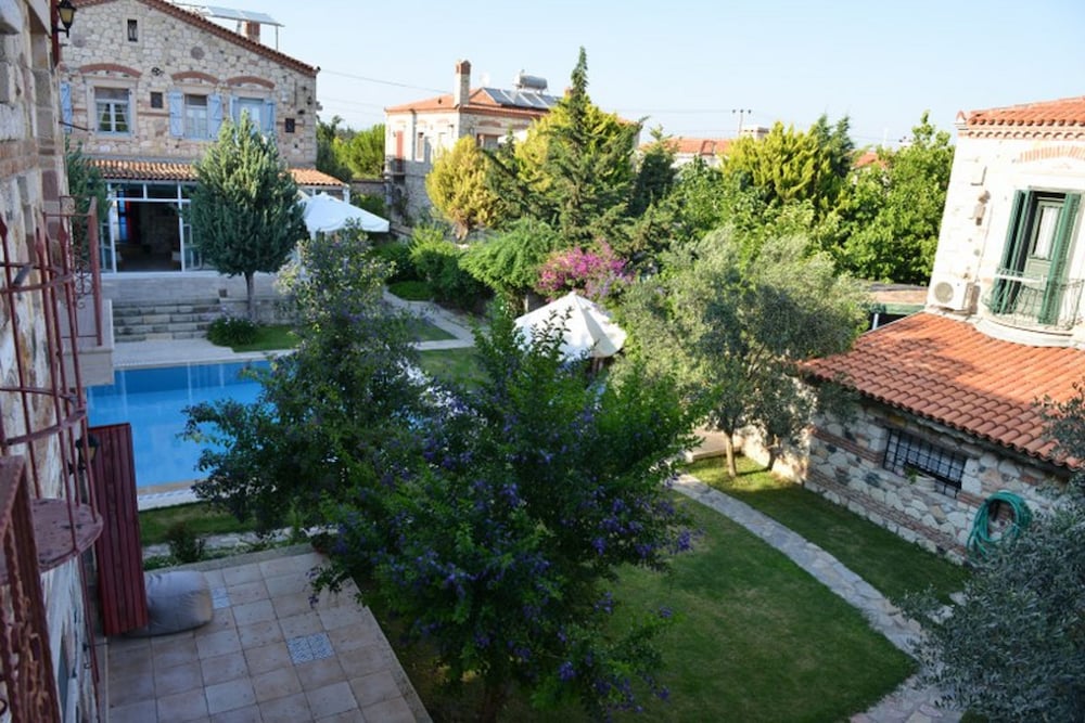 Alacati Zeytin Konak Hotel 44/50