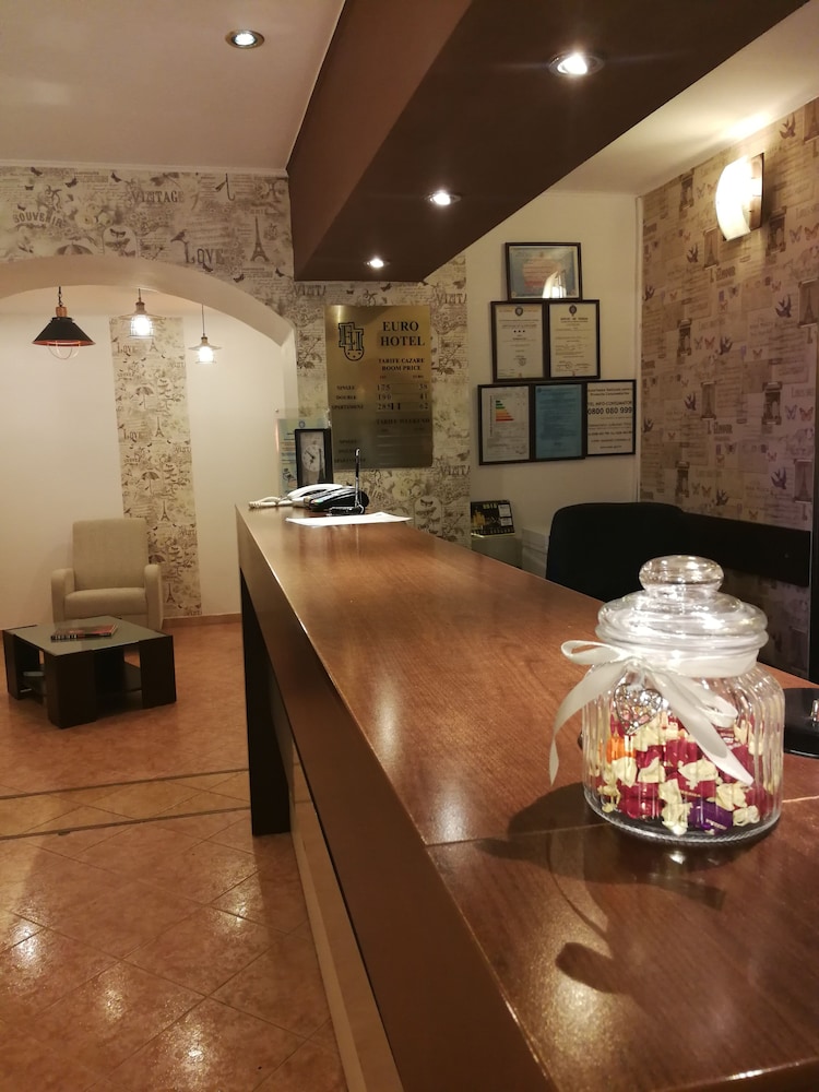 Euro Hotel 7/31
