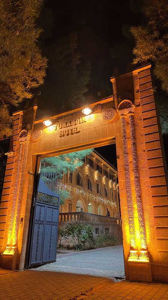 Turabdin Hotel 11/56