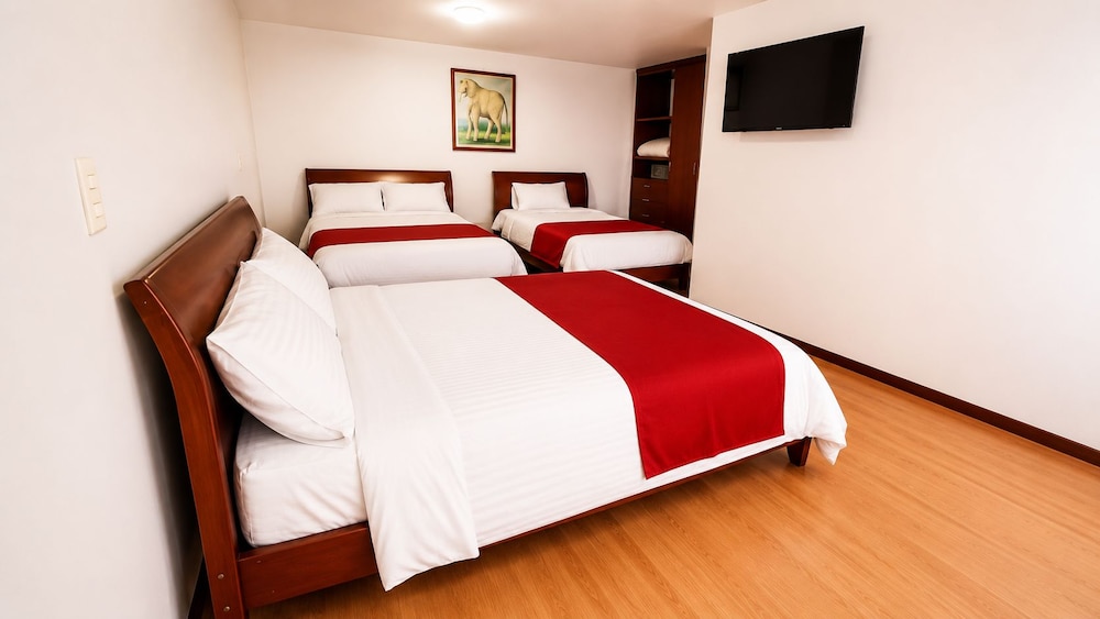 غرفة عائلية بسرير كوين وسريرين كوين، Nogal Suite Hotel Pasto 6/10
