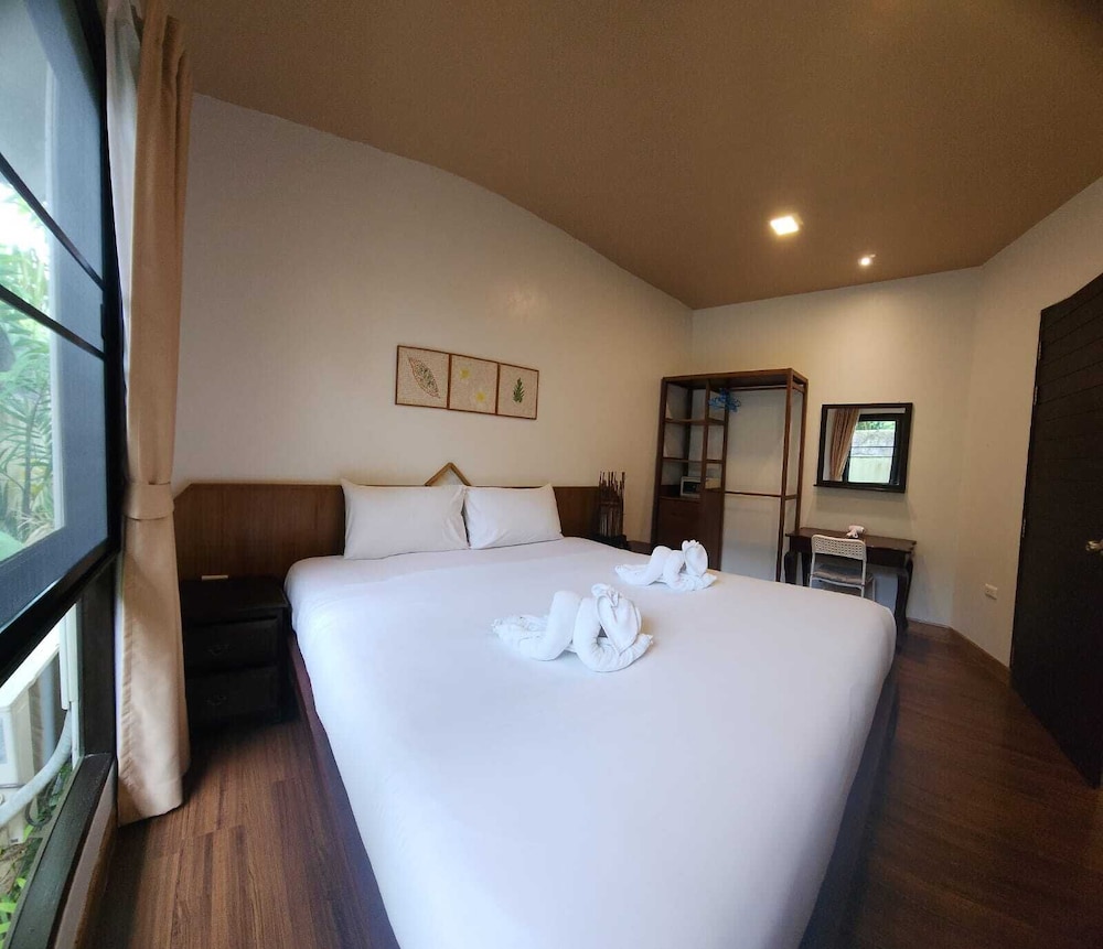 Cocoville Phuket 18/75