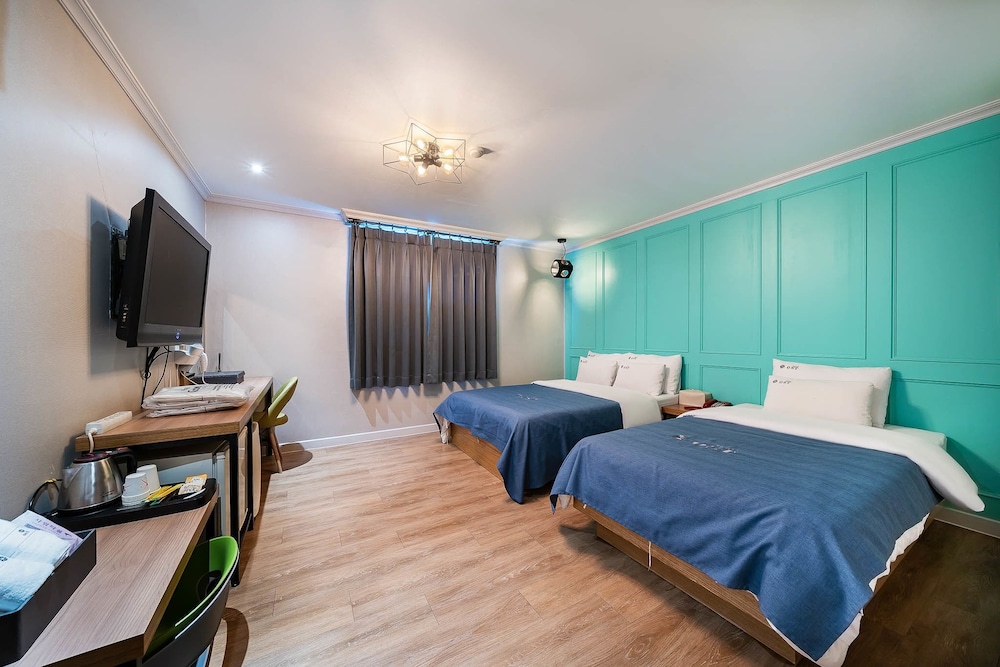 Ost Hotel 28/66