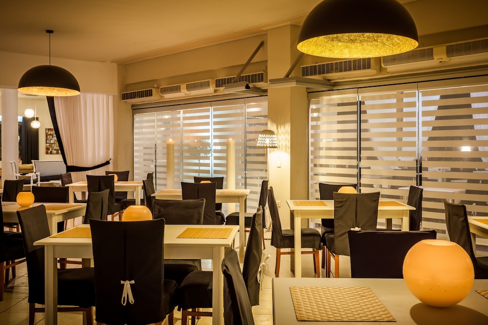 Skopelos Holidays Hotel 59/71