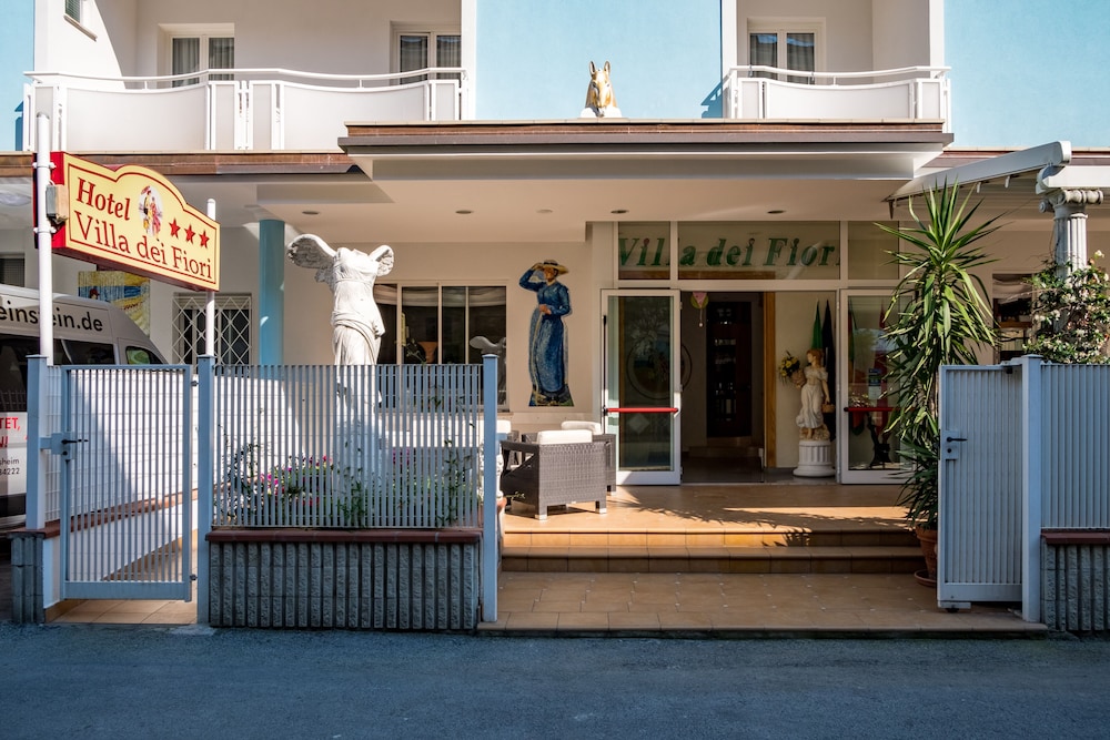 Hotel Villa Dei Fiori 6/56