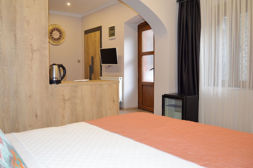 غرفة عائلية بسرير مزدوج مع أريكة، AKKAN LUXURY HOTEL 4/8