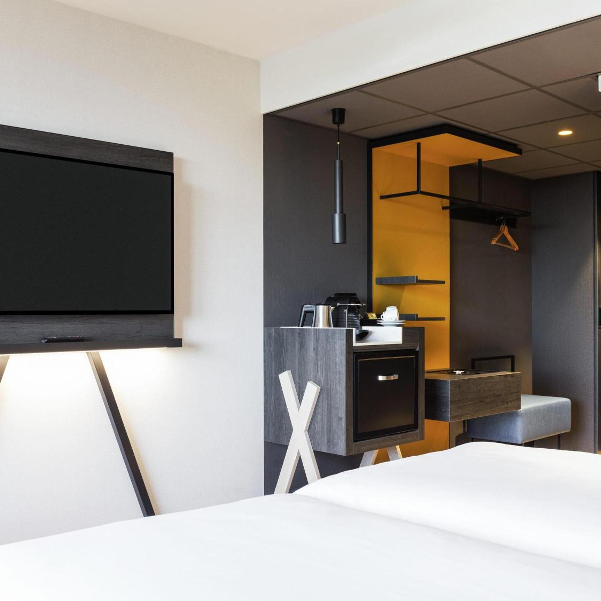 غرفة بريفيليج بسرير فردي مع أريكة، Mercure Amsterdam City Hotel 2/7