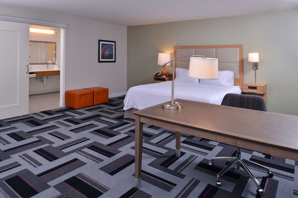 Hampton Inn And Suites Ames Ia 16/45