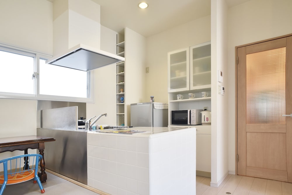 Ten Apartment Hotel 2/50