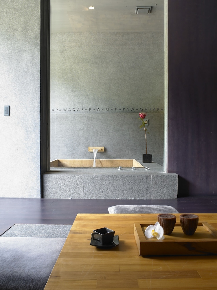 Onsen Papawaqa 17/65