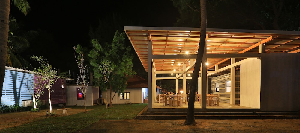 Arugambay PodBay 1/21