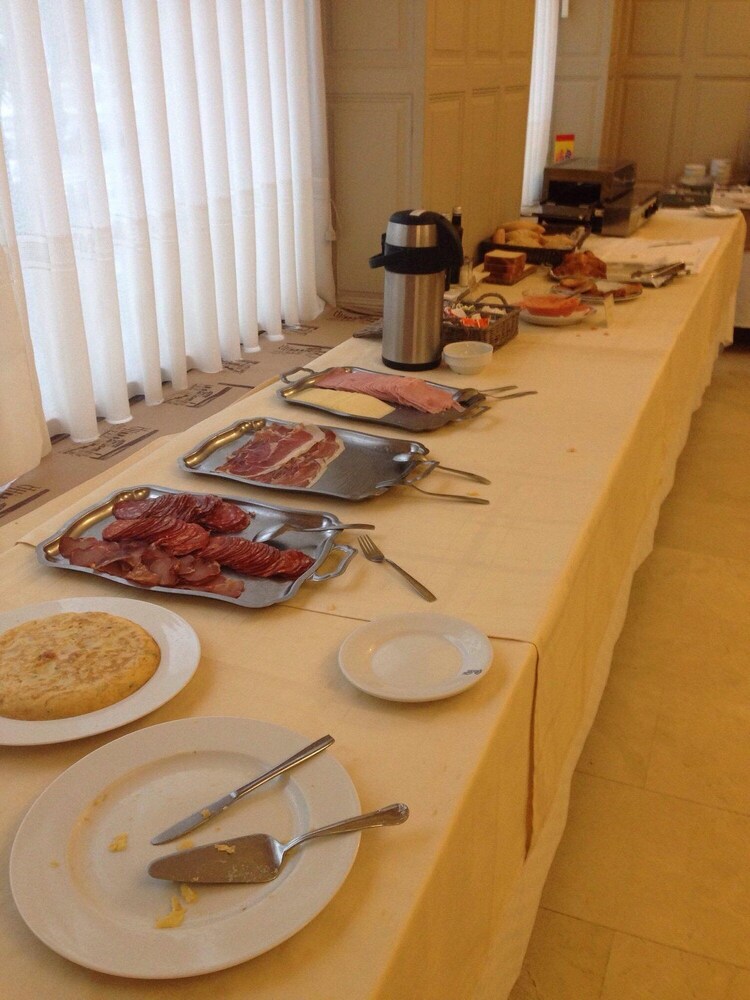 Hotel Asturias 23/31