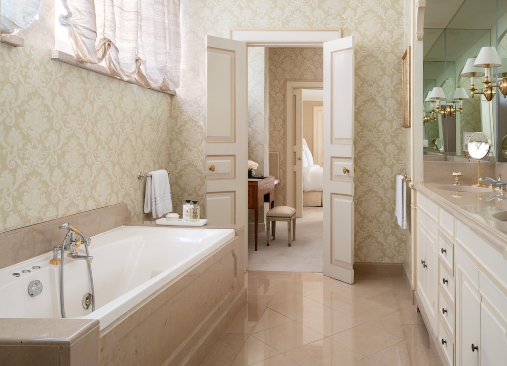 Four Seasons Hotel Ritz Lisbon 20/65