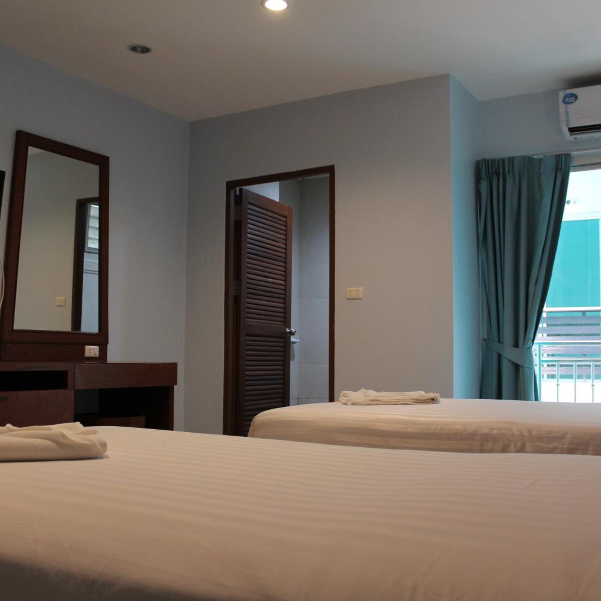 Cokoon Deva Patong Hotel 25/38