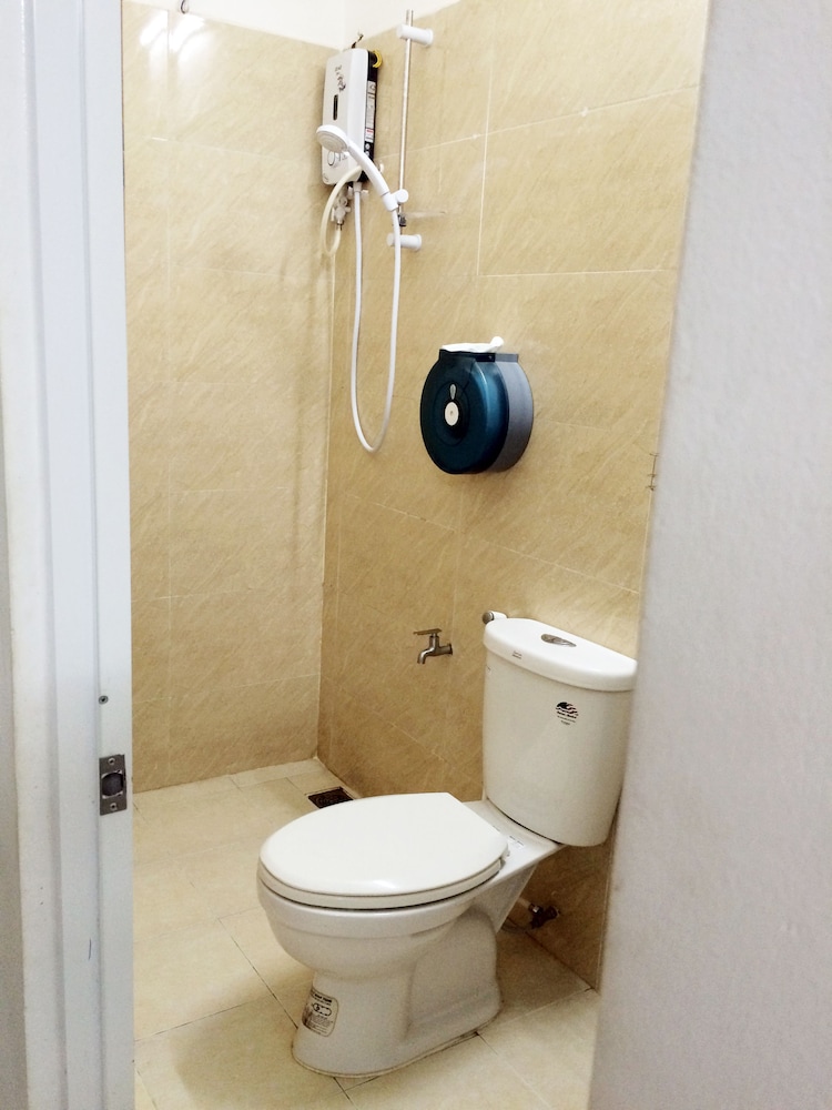 Sakura Hostel Saigon 84/85