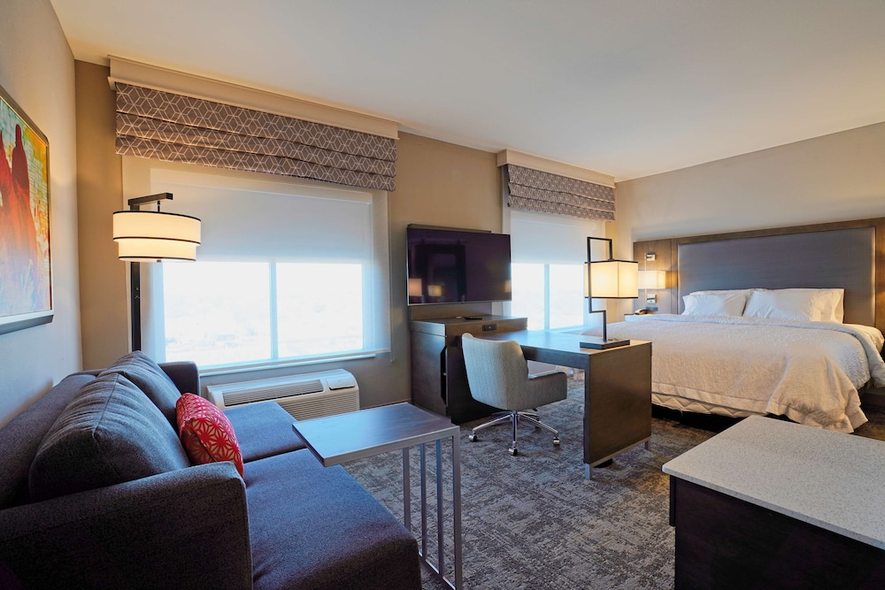 ROOM, KING BED, SOFA