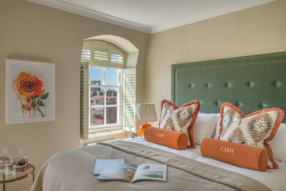 Chichester Harbour Hotel 44/72