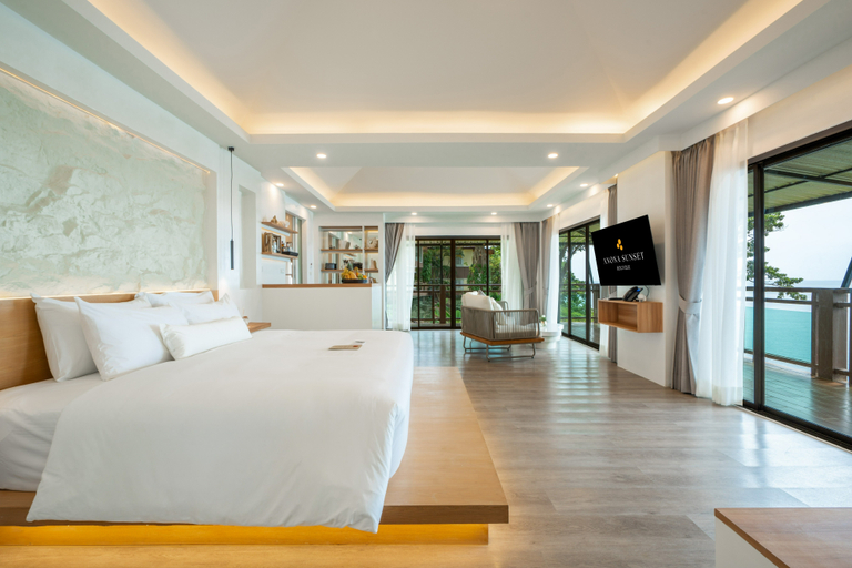Grand, Executive, Ocean Front