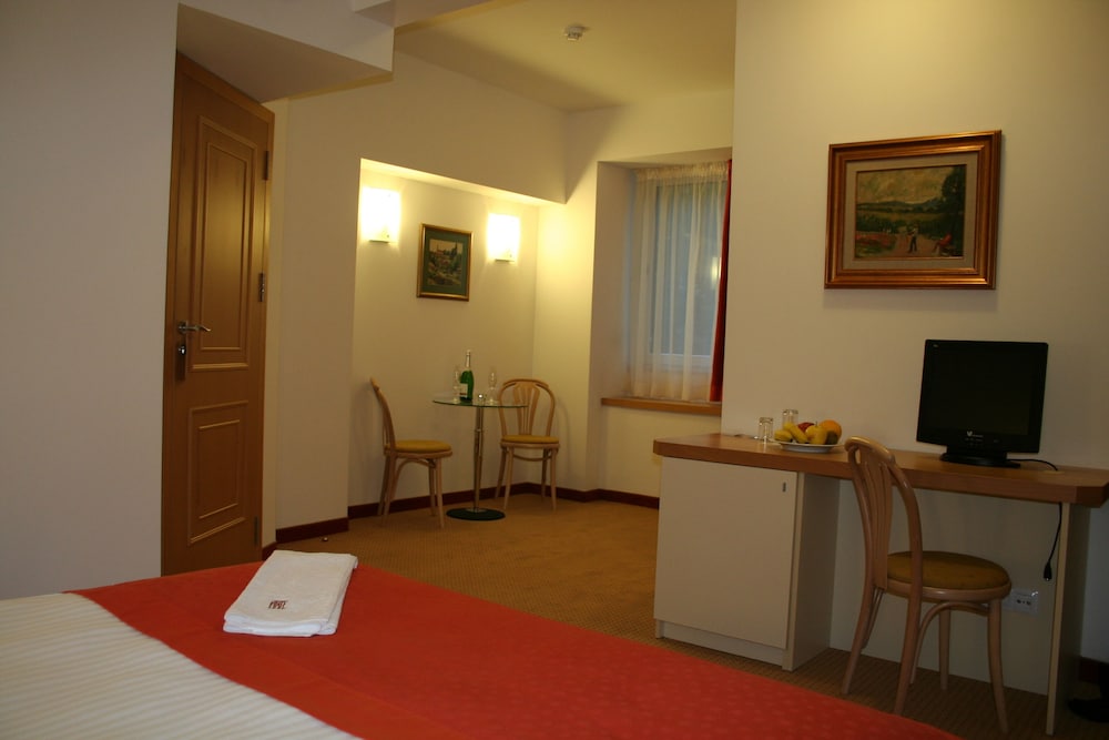 Arte Hotel 26/28