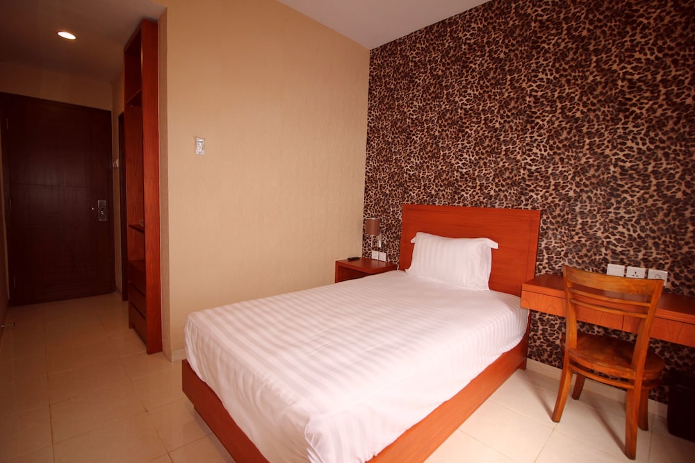 Amaya Suites 7/35