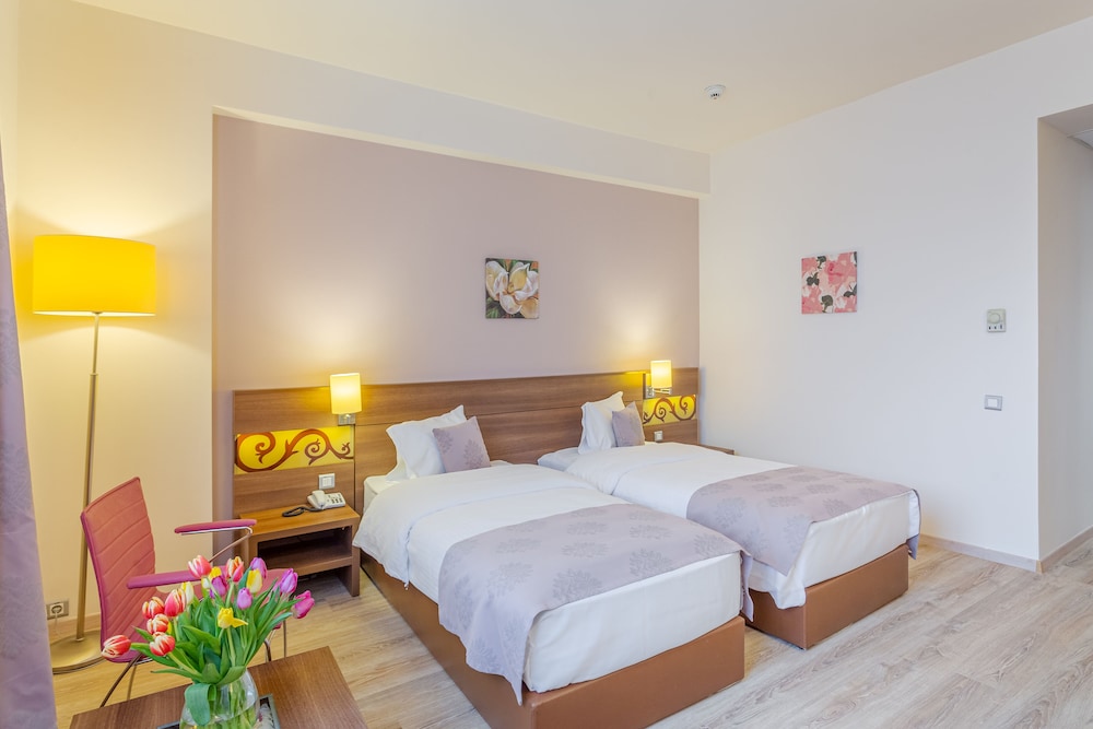Rin Airport Hotel 17/67