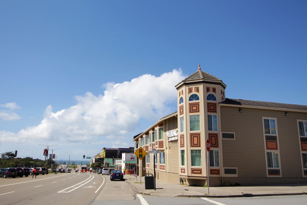 Mirage Inn and Suites 3/31