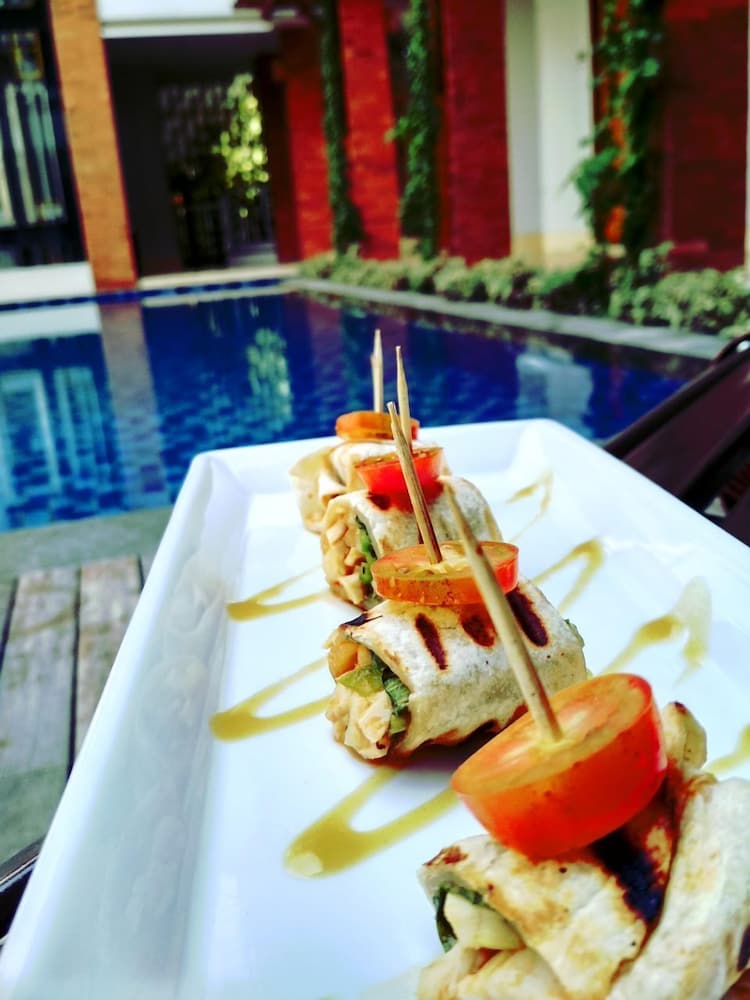 Hotel Parangraja 7/61