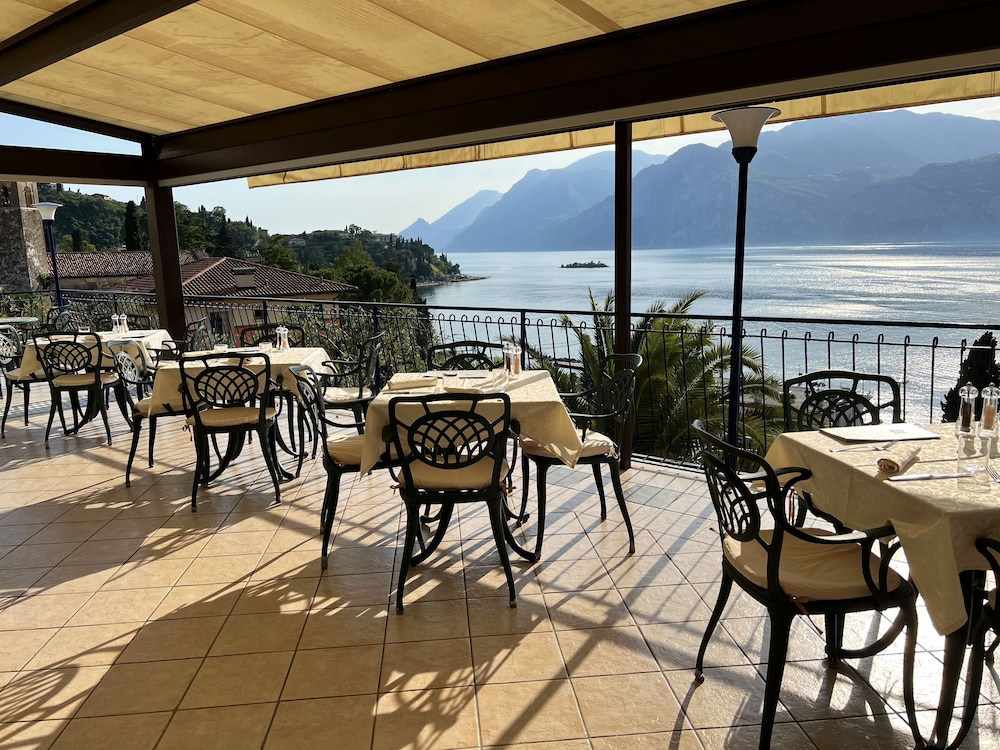 Hotel Capri 36/50