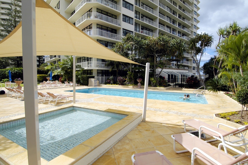 Breakfree Beachpoint Surfers Paradise 38/54