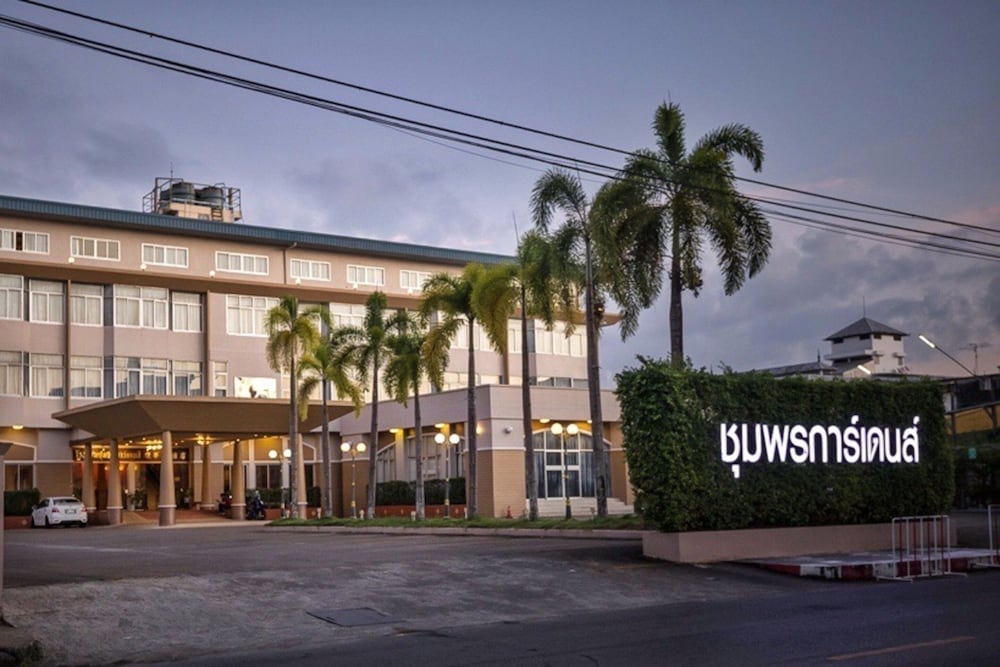 Chumphon Gardens Hotel 60/64